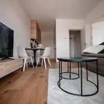 Lejlighed Sodoben Apartma V Centru Ljubljane *