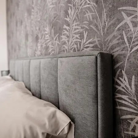 Sodoben Apartma V Centru Ljubljane 公寓 *